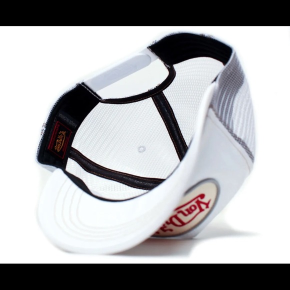 Von Dutch White Hat - Picture 2 of 2